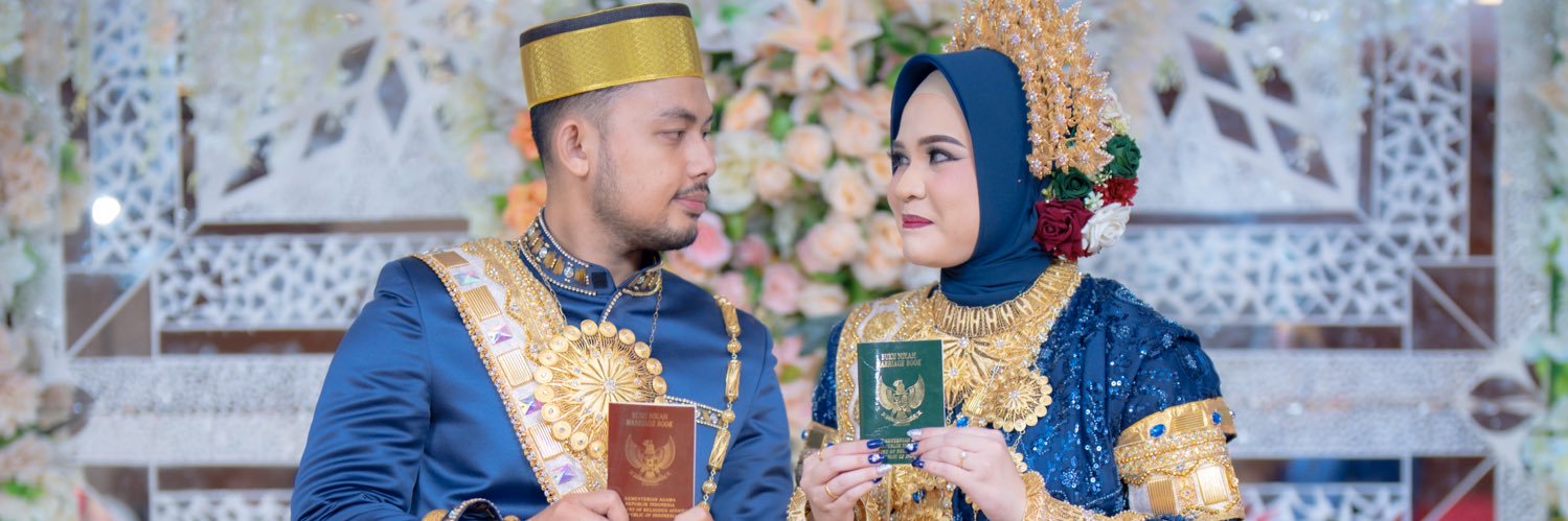 devita_aulia's profile banner image