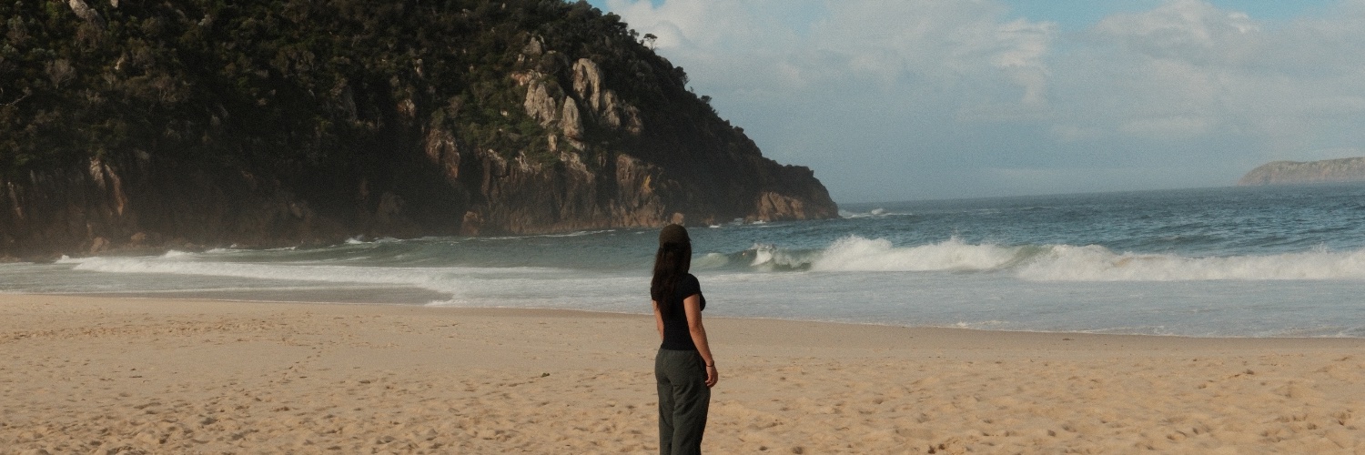 fatimapati_'s profile banner image