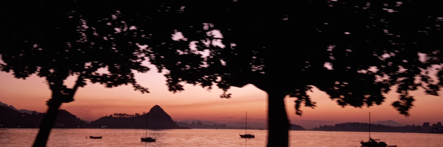 estheramoss's profile banner image