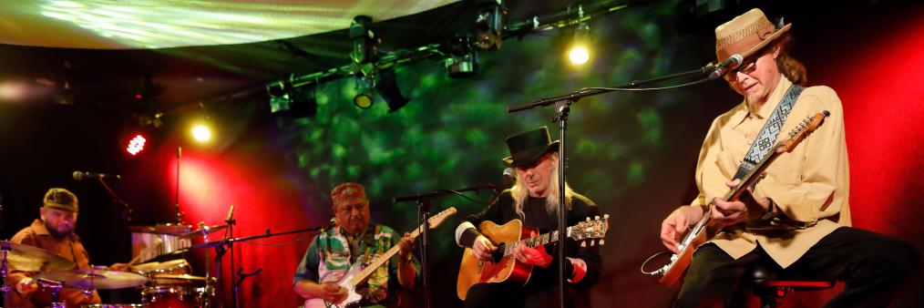 Tri-Continental banner