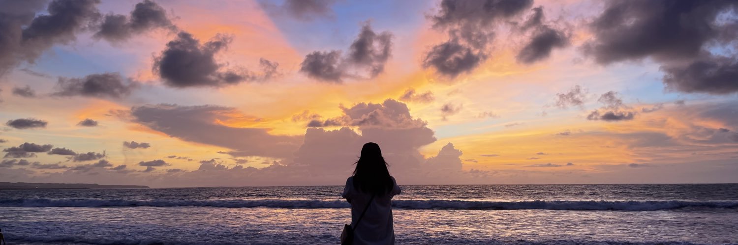 ester_irene's profile banner image