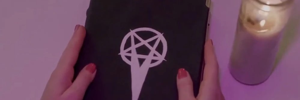 ella ☽｡⋆ banner