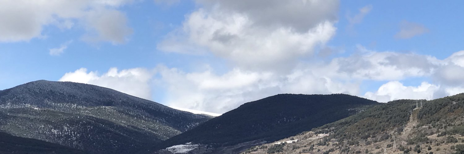 CanLlong's profile banner image