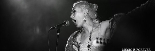 QUEENFIREWORKS Profile Banner