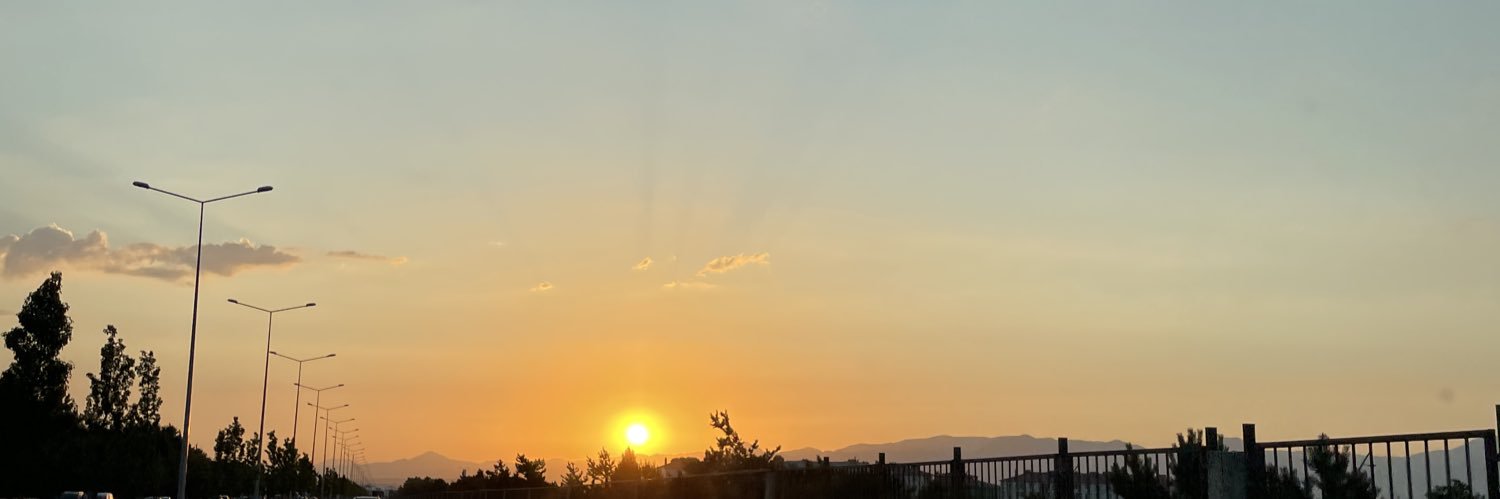 ozgeklcc2's profile banner image
