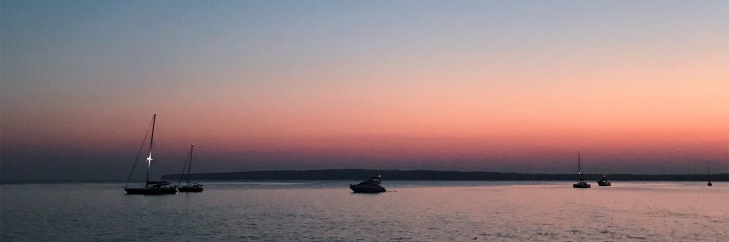 beapapetti's profile banner image