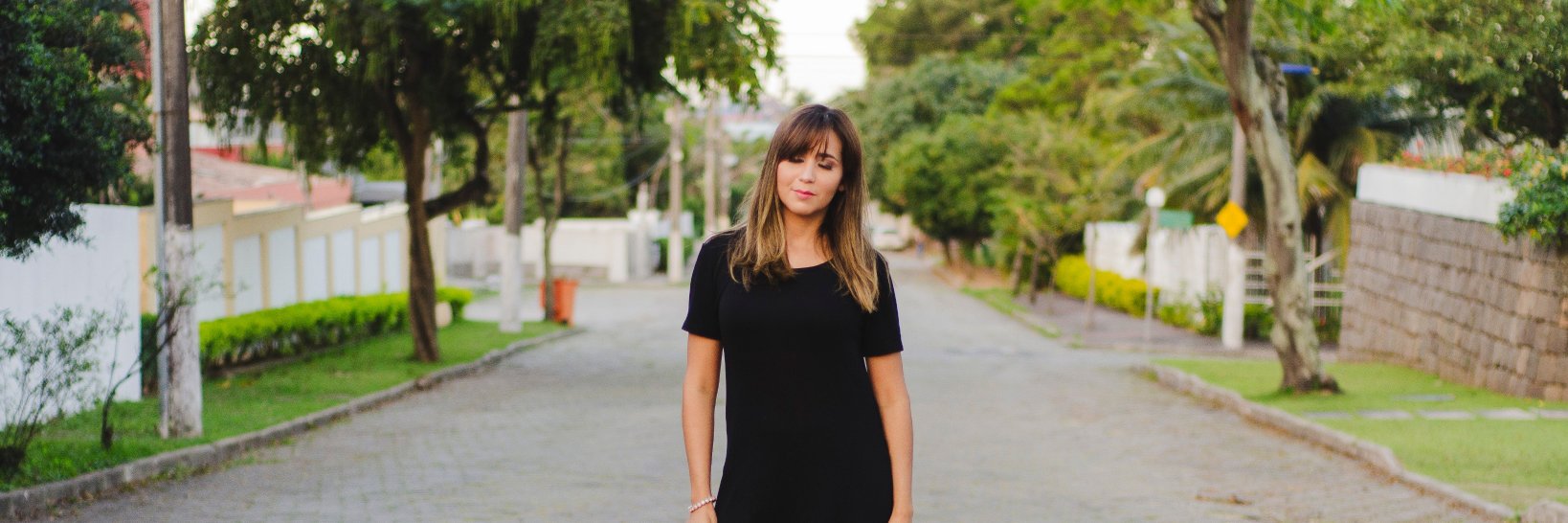 deborahcoelho's profile banner image