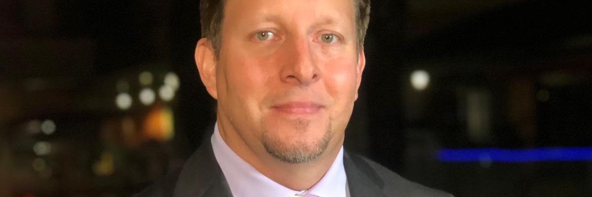 perezhansen's profile banner image