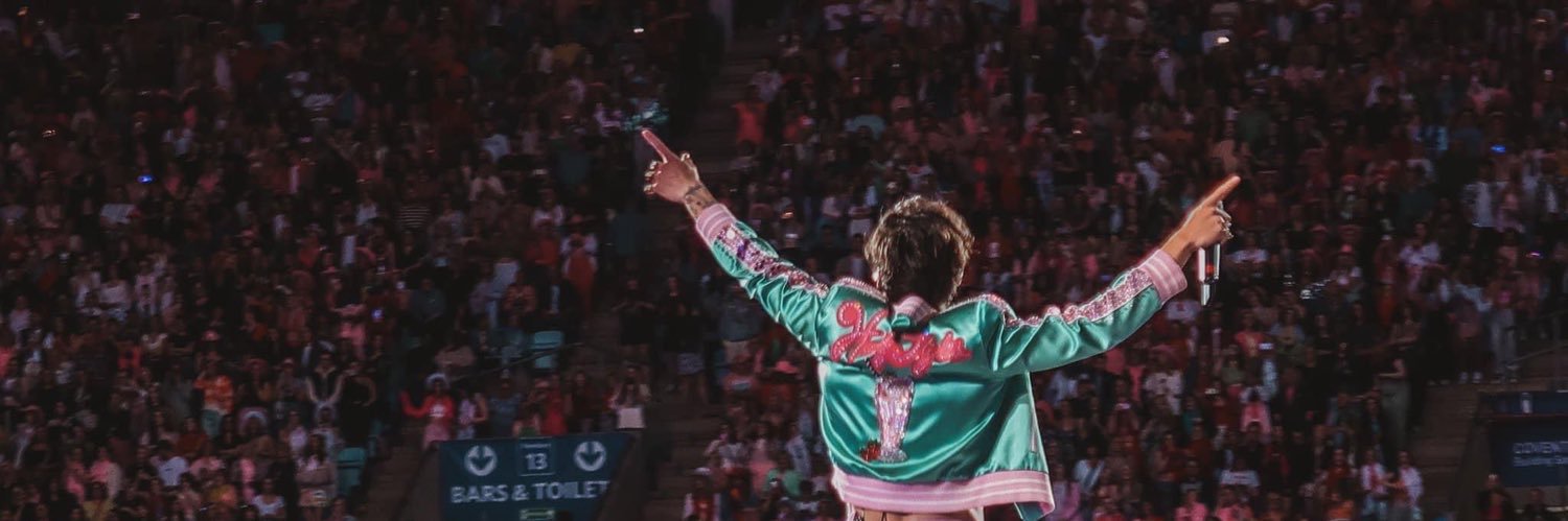 Nicola🫶🏼🪩🍒🥝🍉✨ banner