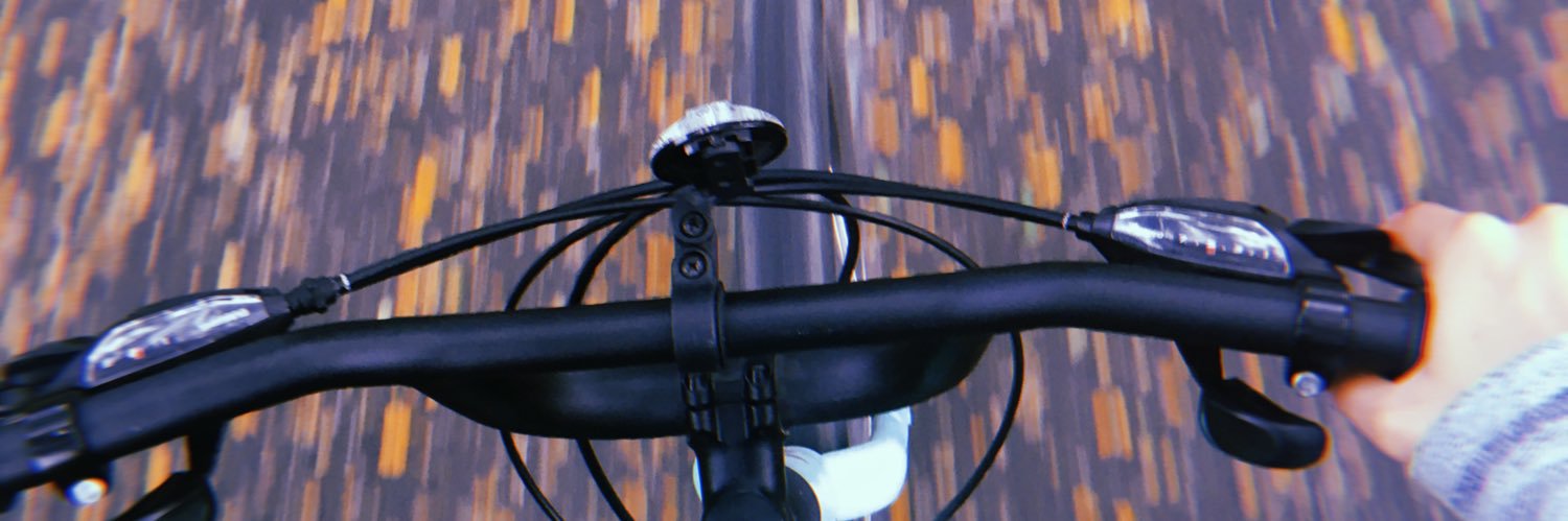 lucia_leon's profile banner image
