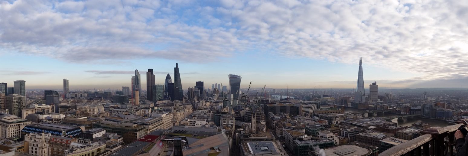 Loves__London's profile banner image