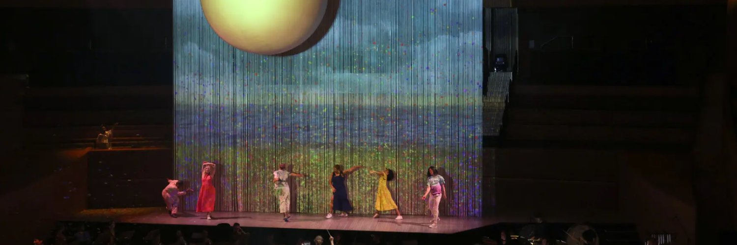 Contemporaneous banner