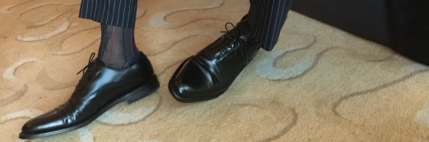 Suits banner