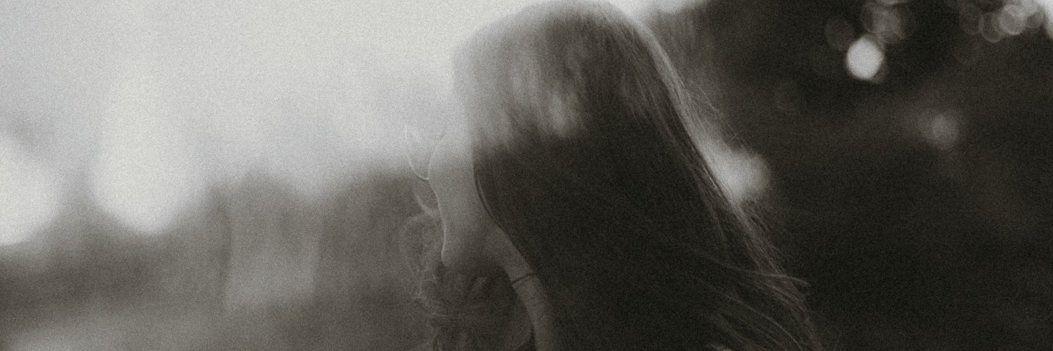 dennysL's profile banner image