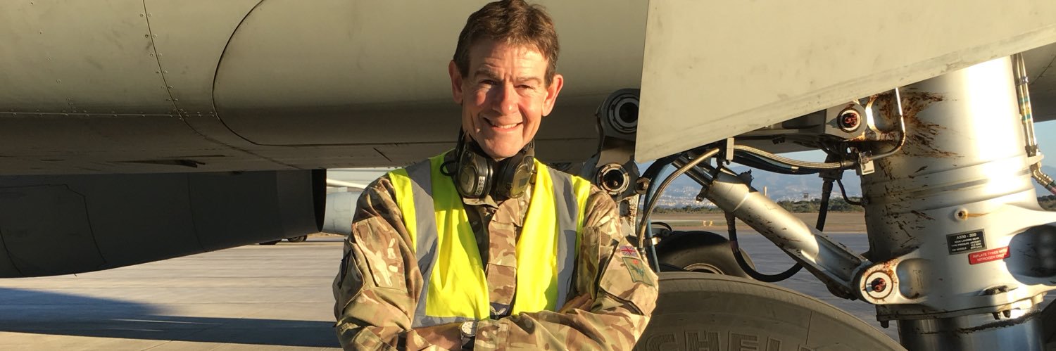 Simon Miesegaes banner