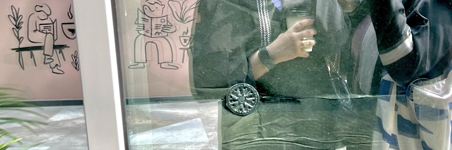 Leuinx's profile banner image