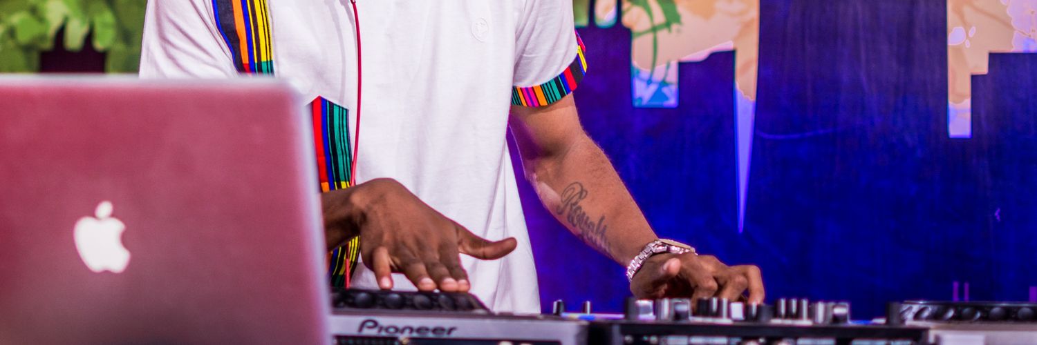 issaplatinum's profile banner image