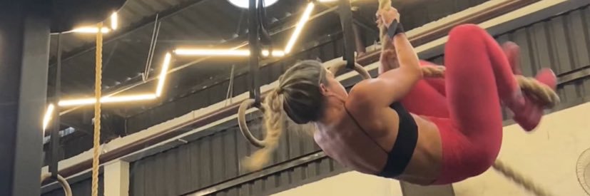flaviinha_s's profile banner image