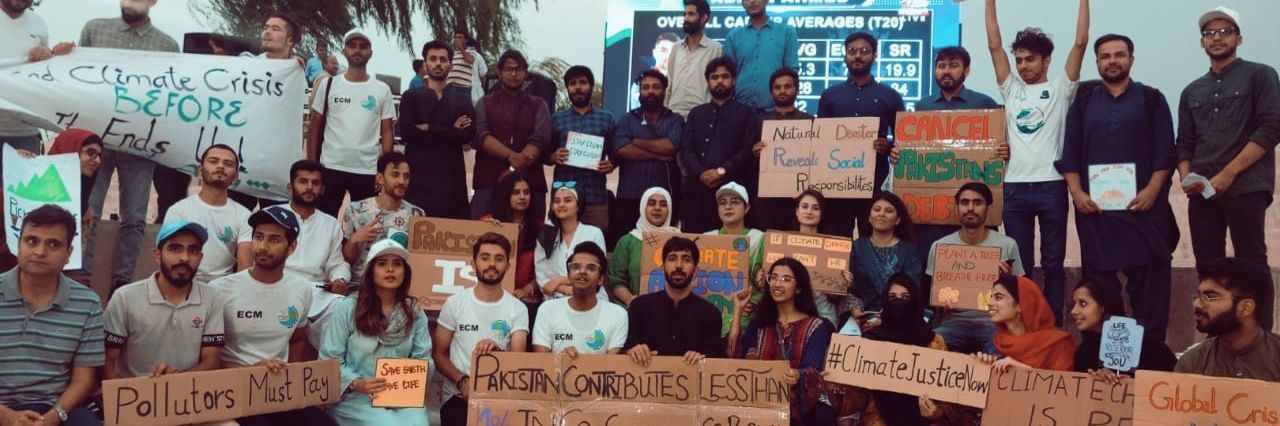 FridaysForFuture Pakistan banner