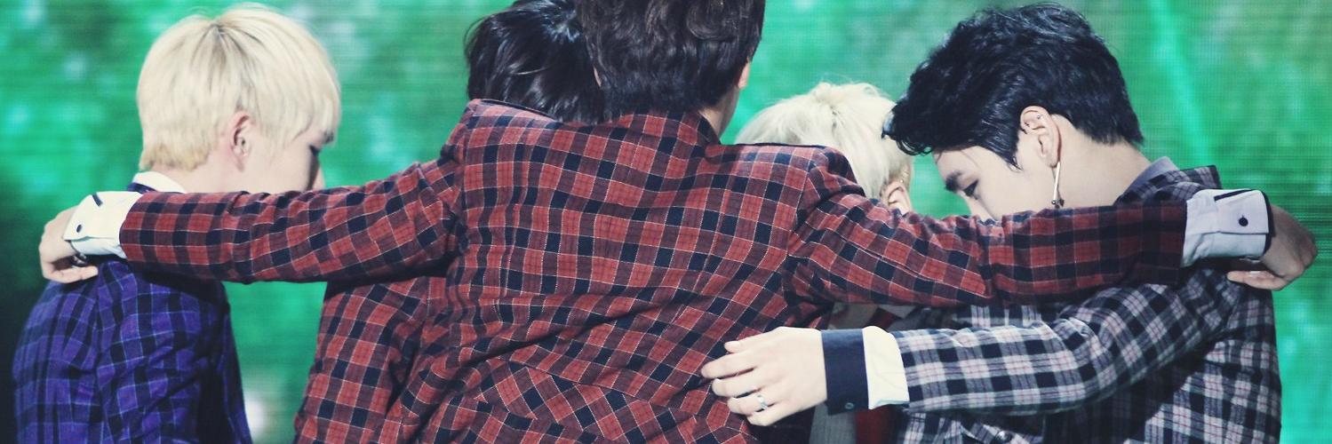 moonew_jk's profile banner image