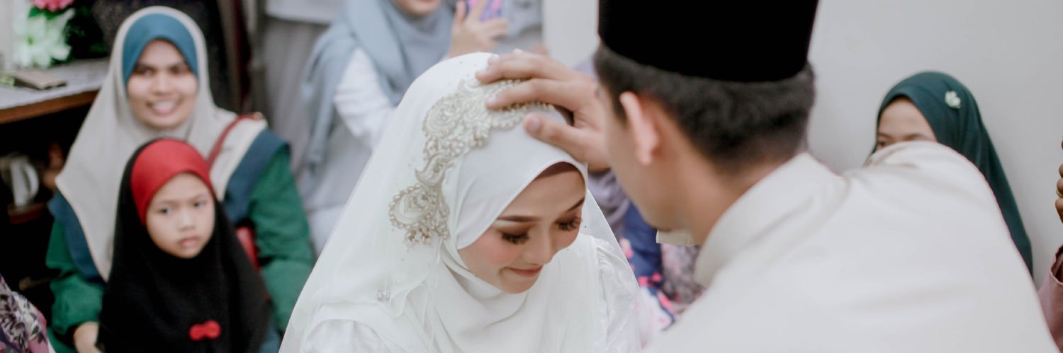 _eyamirah's profile banner image