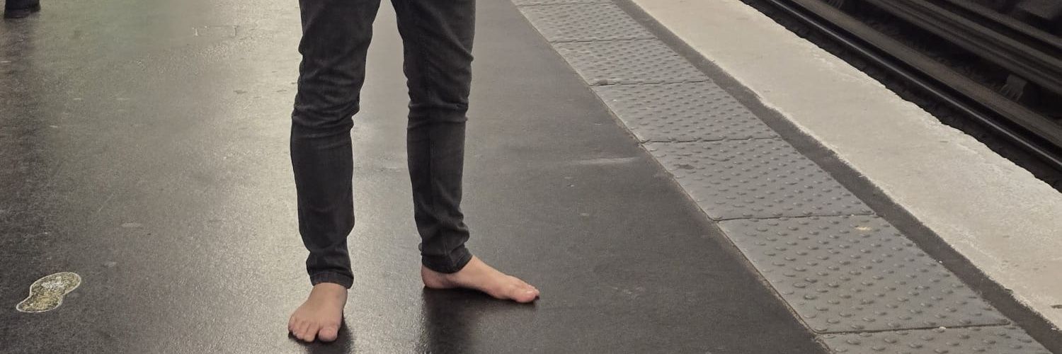 Barefoot slave banner