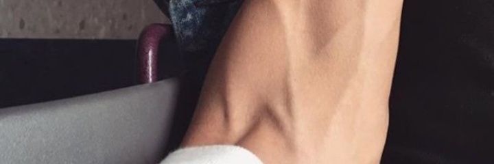C banner
