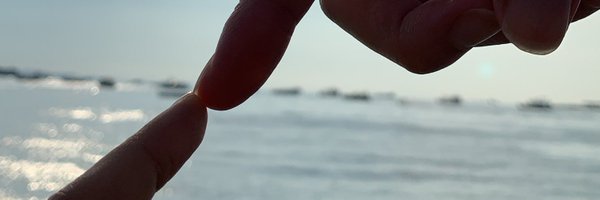 Hirunkit_ Profile Banner