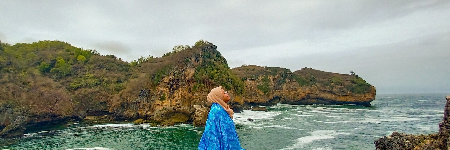 raahmmaa's profile banner image