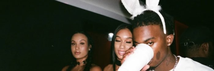 T banner