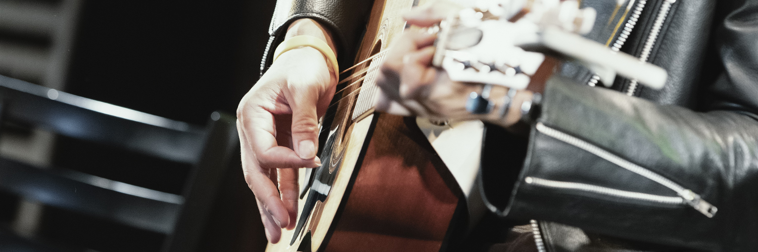 freelylot's profile banner image