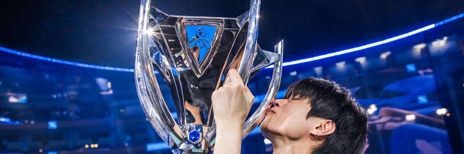 Showtana's banner
