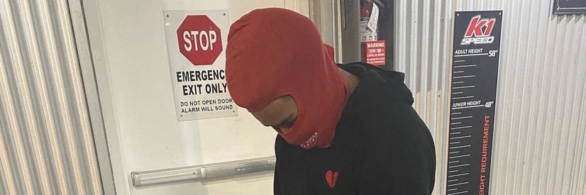 🍞🧍🏽‍♂️vs 🌎 banner