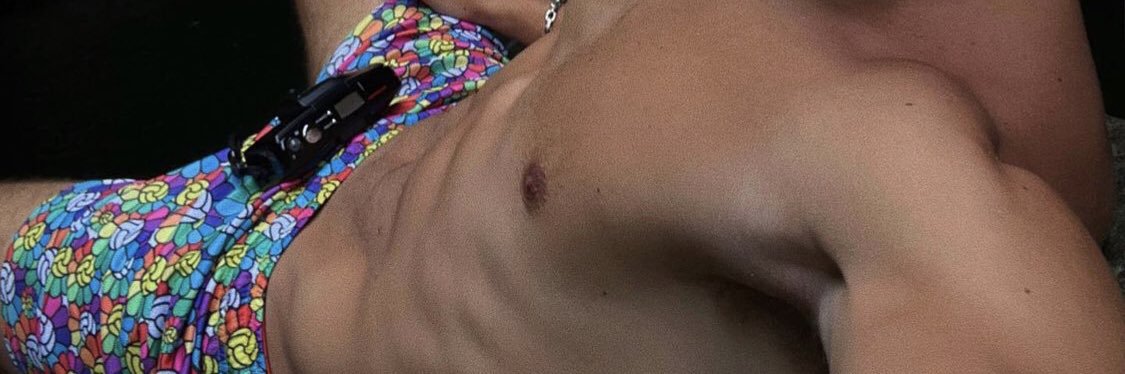 whiteguysarehot's profile banner image