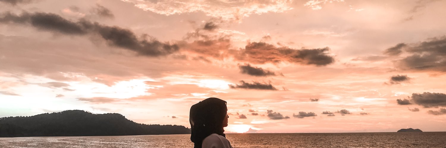 Nuratiraaa_'s profile banner image