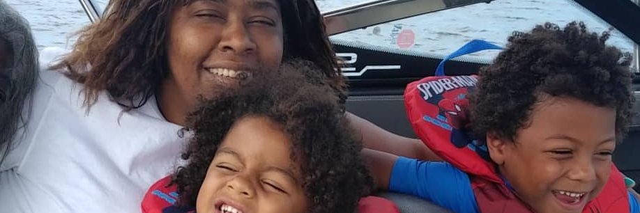 Eusis Dougan-McKenzie (she/her) 🇬🇾-🇨🇦 💉💉 banner