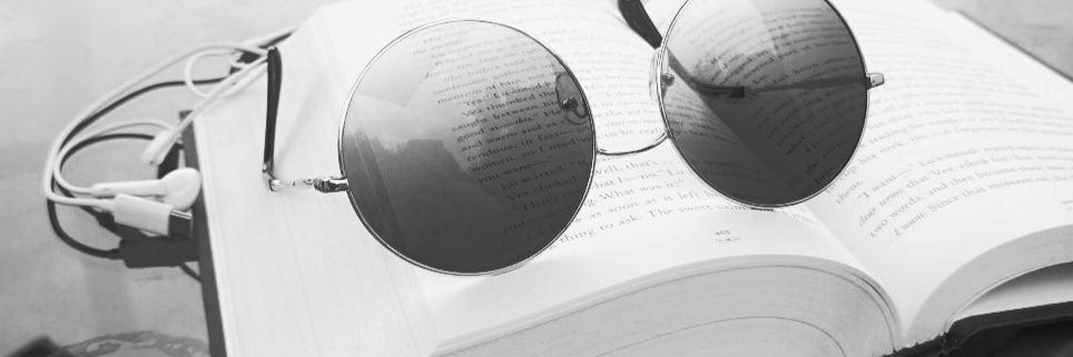 Sarahs_BookLife's profile banner image