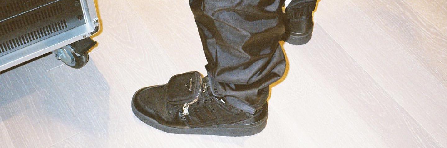 f 🦖 banner