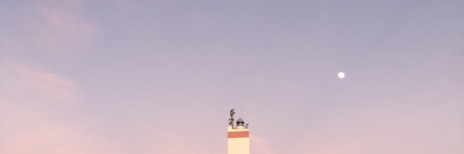 Juli 🦦 banner