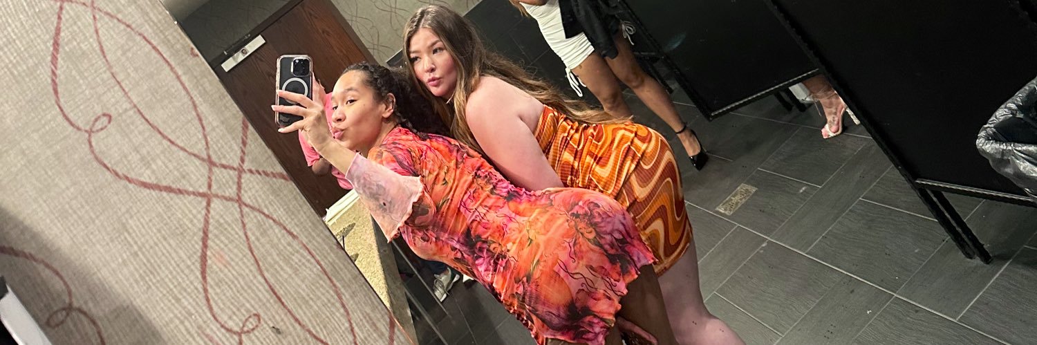 leaaahjoneees's profile banner image