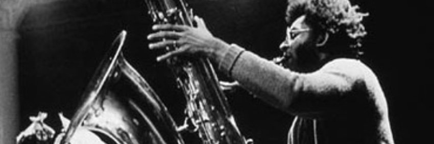 Música Estranha's banner