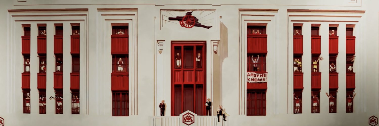 Claire 🕸🌟❤️🤍 banner
