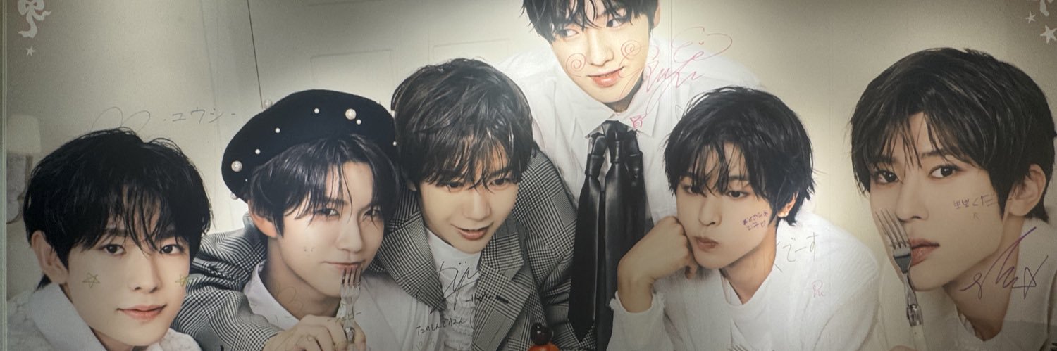1230j_j's profile banner image