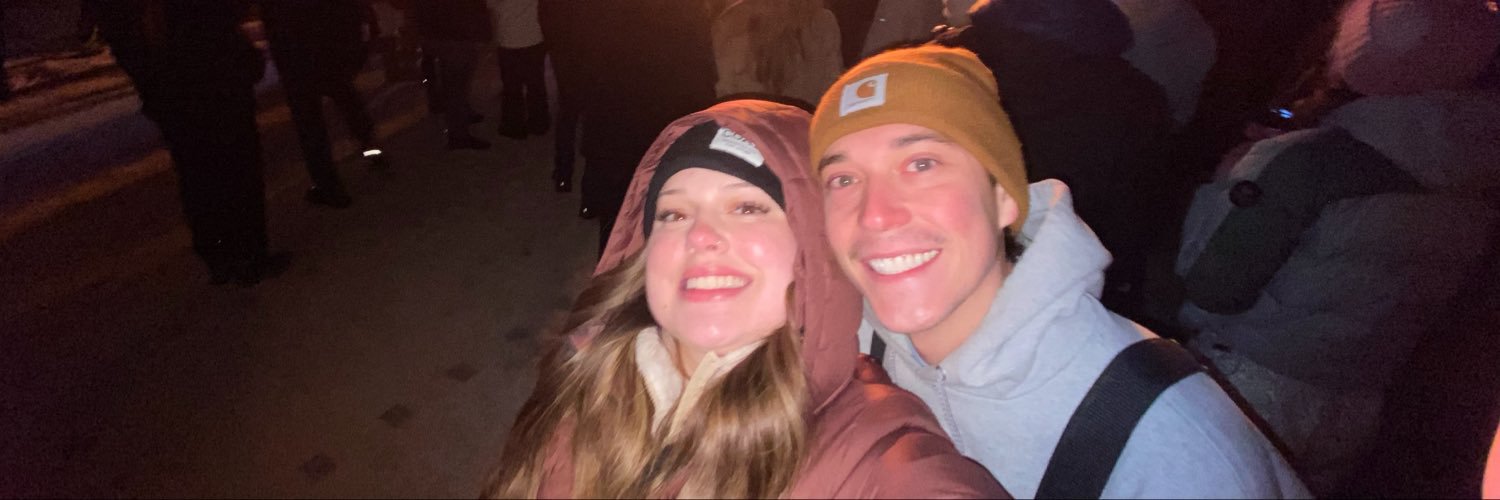 mayer_zoee's profile banner image
