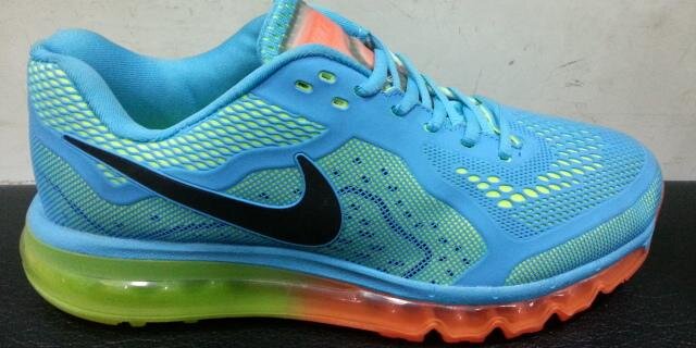 ONLINEFOOTWEAR's profile banner image