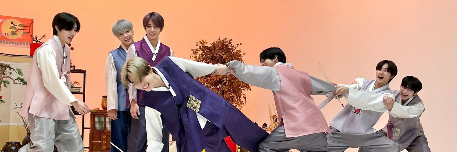 racheess's profile banner image