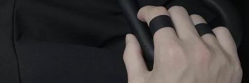 9 banner