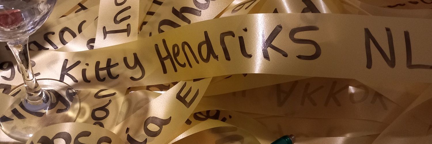 kitty_hendriks's profile banner image