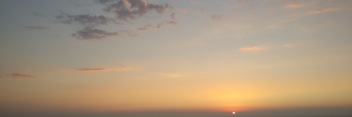 tashakarim's profile banner image