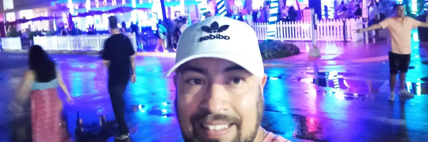 luisf210's profile banner image